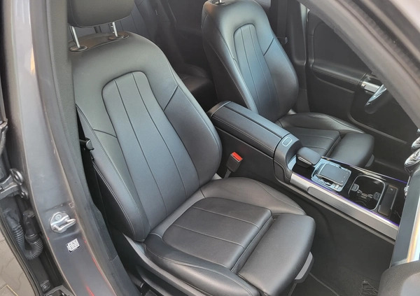 Mercedes-Benz GLB cena 166500 przebieg: 41300, rok produkcji 2020 z Wieliczka małe 497